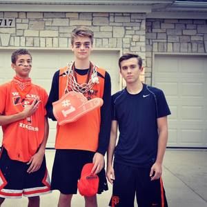 Meet your Posher, Evan